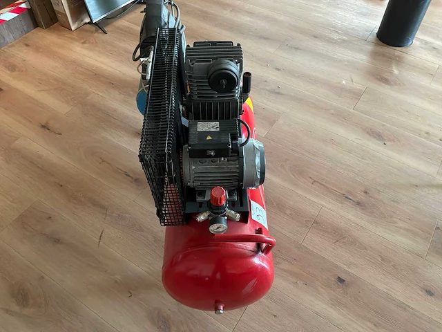 Luchtcompressor (2x) - afbeelding 7 van  12