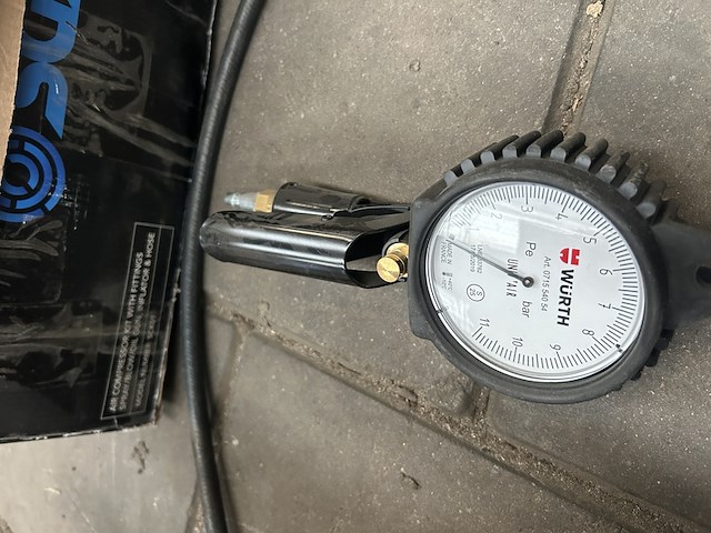 Luchtcompressor met accessoires, sgs - afbeelding 7 van  12