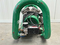 Luchtcompressor met gereedschap - afbeelding 6 van  8