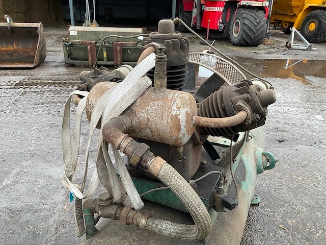 Luchtcompressor - afbeelding 7 van  8