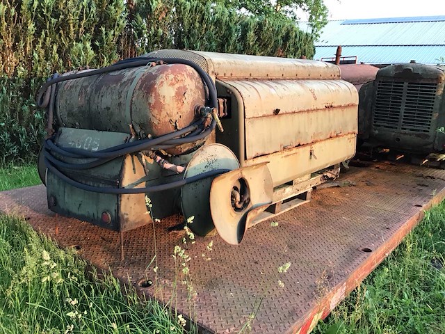 Luchtcompressor - afbeelding 1 van  16