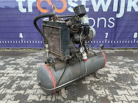 Luchtcompressor - afbeelding 1 van  8