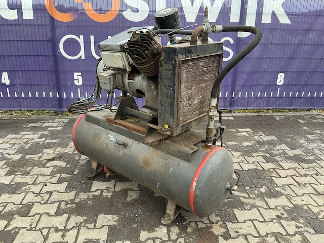 Luchtcompressor - afbeelding 3 van  8