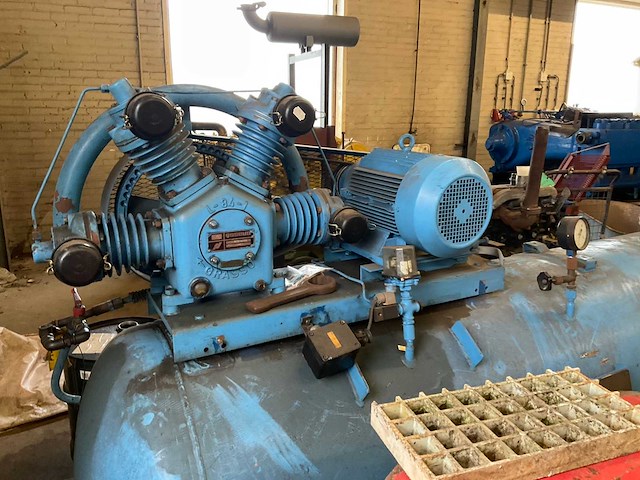 Luchtcompressor - afbeelding 3 van  5