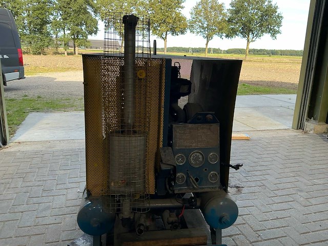 Luchtcompressor - afbeelding 12 van  20