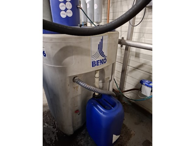 Luchtdroger met buffervat - afbeelding 4 van  16