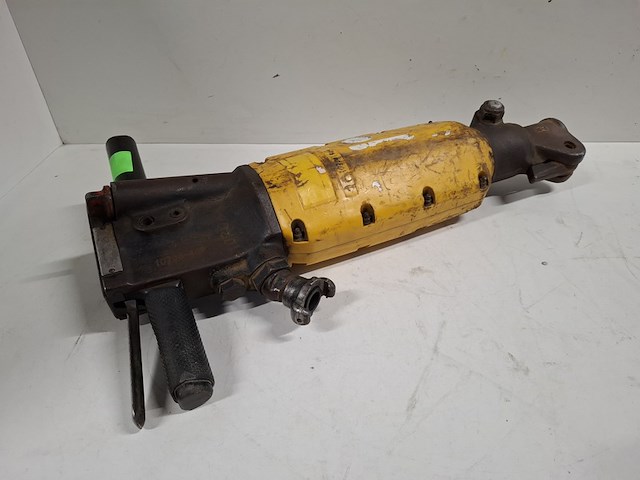 Luchthamer 20kg atlas copco, tex 22 ps, bouwjaar 2005 - afbeelding 1 van  4