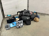 Luchthaven bagage met onbekende inhoud - afbeelding 2 van  8