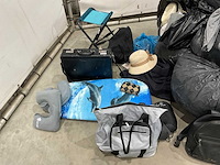 Luchthaven bagage met onbekende inhoud - afbeelding 4 van  8