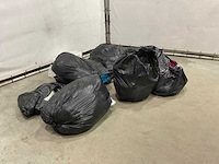 Luchthaven bagage met onbekende inhoud - afbeelding 2 van  5