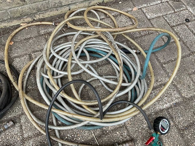 Luchtslangen + gereedschap - afbeelding 6 van  6