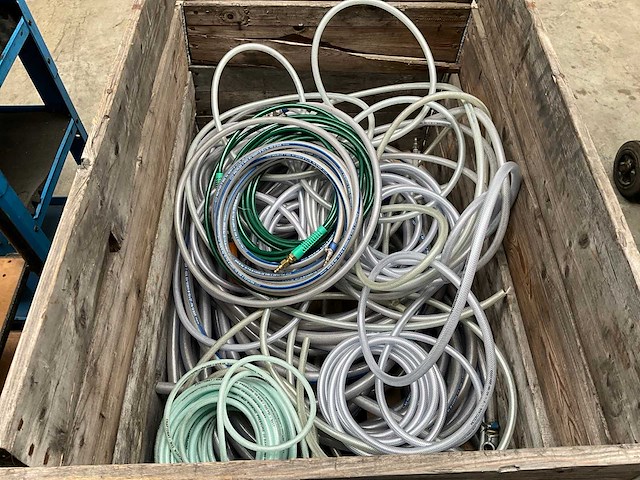 Luchtslangen - afbeelding 1 van  3