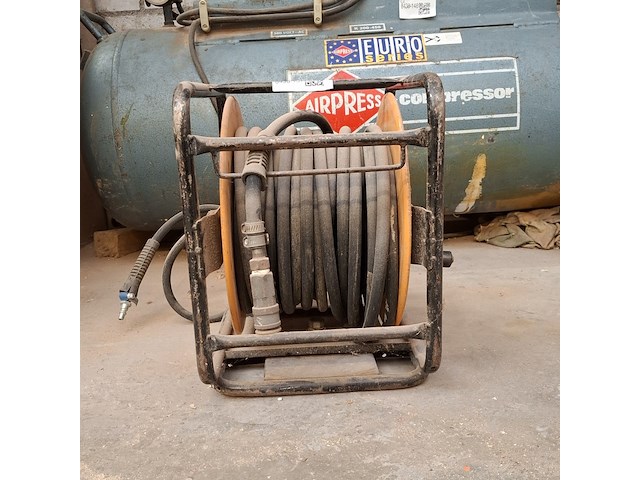 Luchtslanghaspel - afbeelding 4 van  7