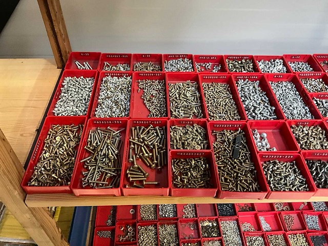 Luchtvaart bevestigings materiaal - afbeelding 2 van  7