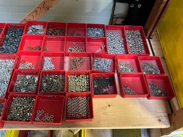 Luchtvaart bevestigings materiaal - afbeelding 5 van  7