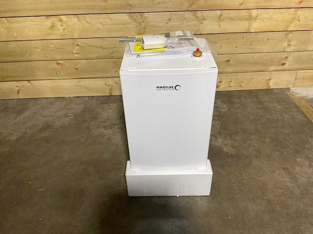 Lucht/water-warmtepomp 11kw - blw split (c) met verwarmelement - afbeelding 5 van  5