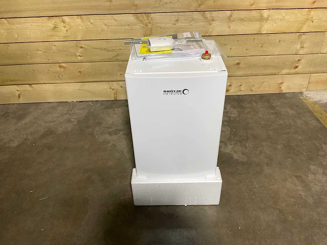 Lucht/water-warmtepomp 11kw - blw split (c) met verwarmingselement (4x) - afbeelding 11 van  13