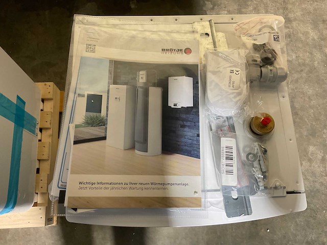 Lucht/water-warmtepomp 6kw - blw mono met verwarmelement - afbeelding 5 van  5