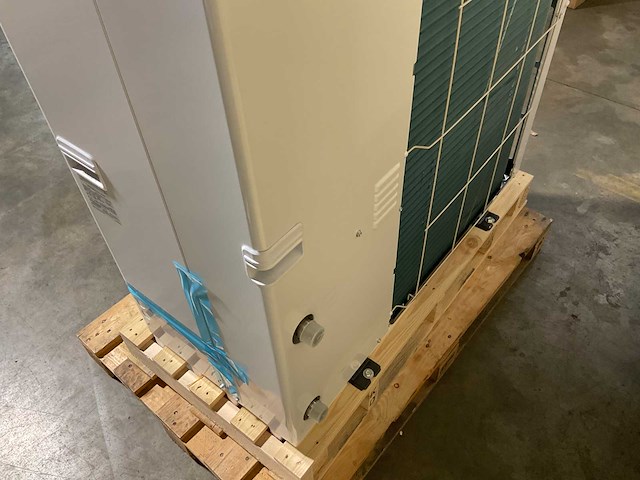 Lucht/water-warmtepomp 8kw - blw mono met verwarmelement - afbeelding 5 van  8