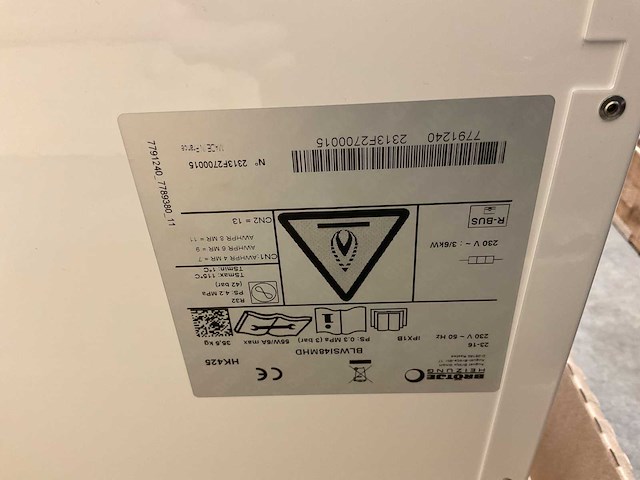 Lucht/water-warmtepomp 8kw - blw split d met verwarmelement - afbeelding 10 van  13