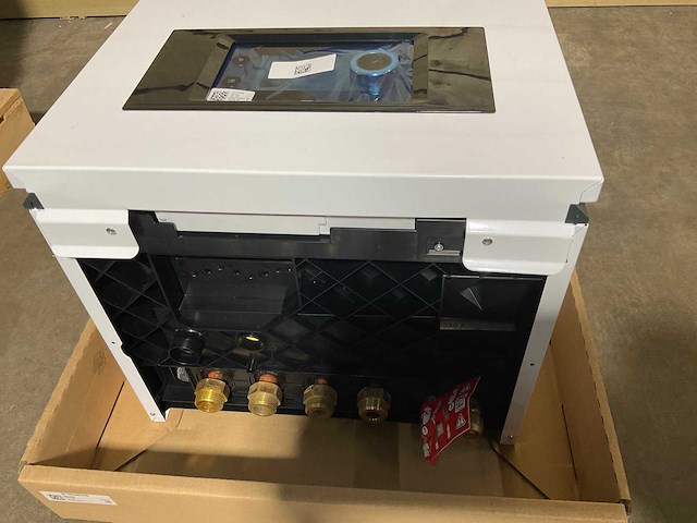 Lucht/water-warmtepomp 8kw - blw split d - afbeelding 2 van  9