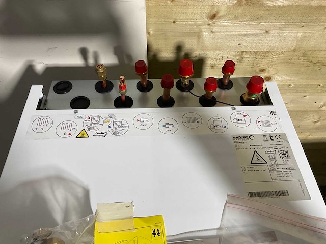 Lucht/water-warmtepomp 8kw - blw split-k d - afbeelding 2 van  13