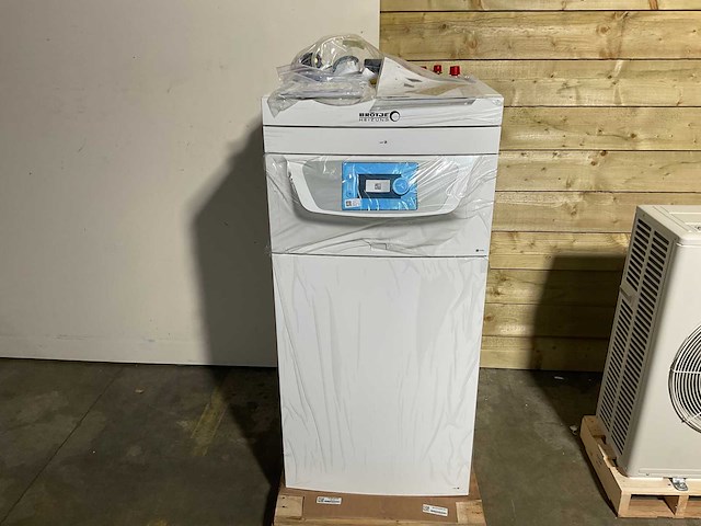 Lucht/water-warmtepomp 8kw - blw split-k d - afbeelding 15 van  16