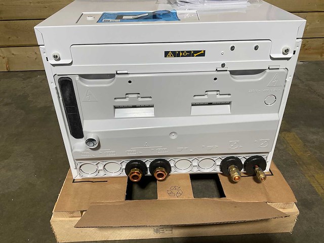 Lucht/water-warmtepomp 8kw - blw split-p (c) met verwarmelement - afbeelding 12 van  12