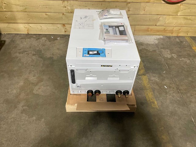 Lucht/water-warmtepomp 8kw - blw split-p (c) met verwarmelement - afbeelding 10 van  11