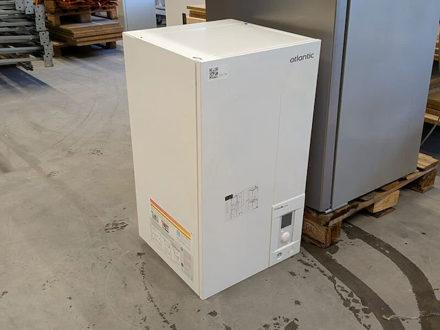 Lucht/water-warmtepomp binnenunit, atlantic, alféa extensa a.i. r32 - afbeelding 1 van  5