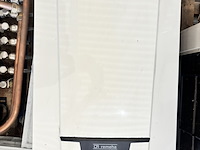 Lucht/water-warmtepompinstallatie, techneco elga, remeha en toshiba, 2014 - afbeelding 6 van  10
