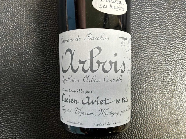 Lucien aviet et fils arbois rode wijn 2023 (8x) - afbeelding 3 van  3