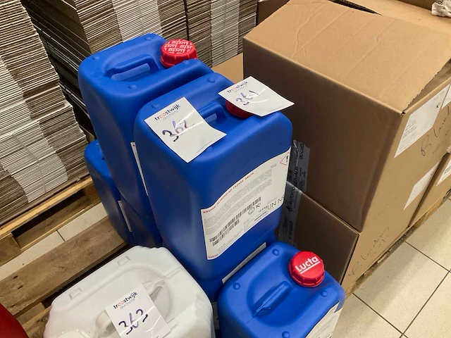 Lucta amandelaroma nf19240a 68076, 10kg (4x) - afbeelding 2 van  2