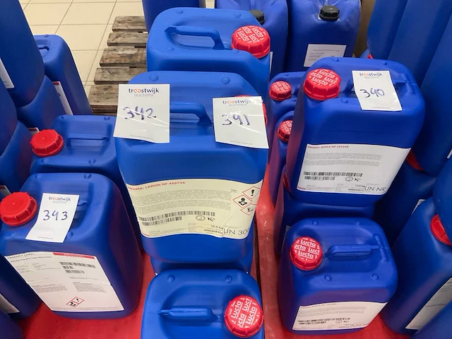 Lucta natuurlijk citroenaroma 10kg (2x) - afbeelding 2 van  2