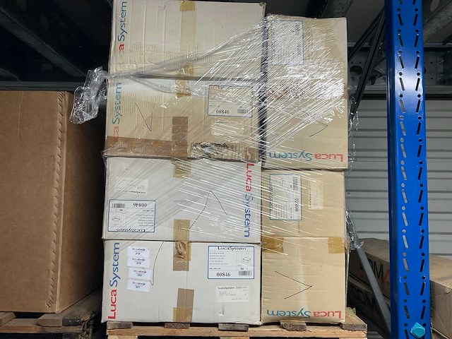 Lucu ip55 installatie box 100 x 100 x 50 (160x) - afbeelding 1 van  4