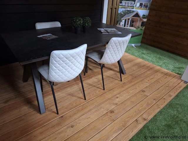 Lugarde blokhut (vuren) met veranda en zadeldak - 536x250cm - afbeelding 10 van  19