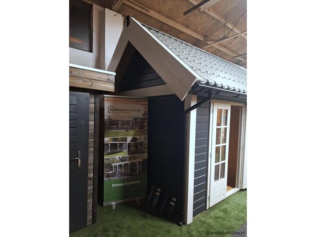 Lugarde blokhut (vuren) met veranda en zadeldak - 536x250cm - afbeelding 7 van  19