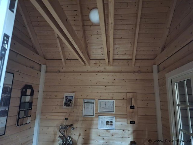 Lugarde blokhut (vuren) met veranda en zadeldak - 536x250cm - afbeelding 9 van  19