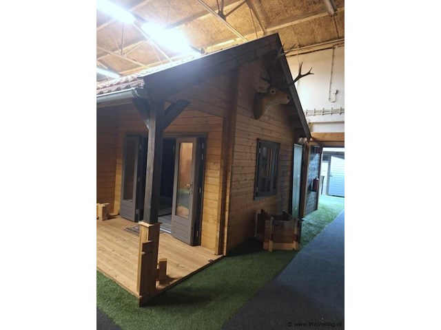 Lugarde (vuren) blokhut - 890x470cm - afbeelding 12 van  19