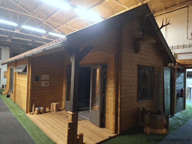 Lugarde (vuren) blokhut - 890x470cm - afbeelding 15 van  19