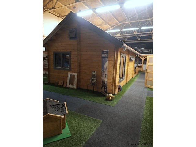 Lugarde (vuren) blokhut - 890x470cm - afbeelding 1 van  19