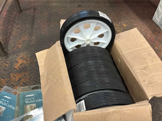 Luidspreker wandbeugels en diversen - afbeelding 6 van  7