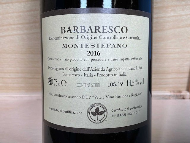 Luigi giordano barbaresco rode wijn 2016 - afbeelding 2 van  2