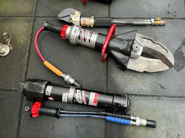 Lukas - hydraulisch redgereedschap (6x) - afbeelding 16 van  19