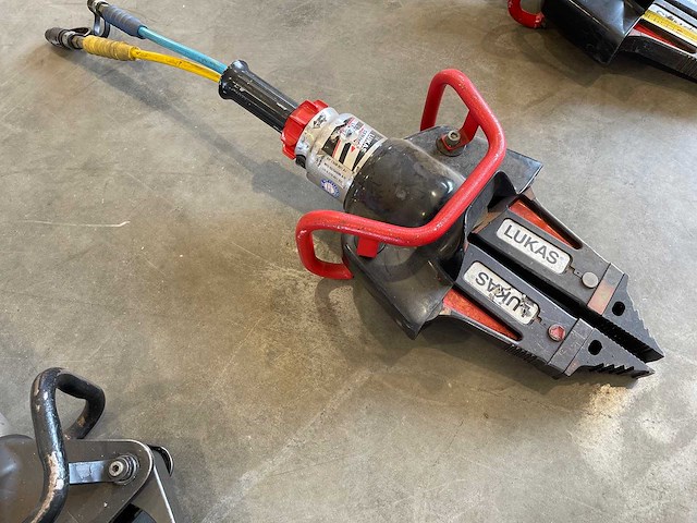 Lukas - lsp 30t - jaws of life hydraulische spreider - afbeelding 1 van  5