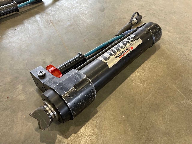 Lukas - ltr 12/875 en - jaws of life hydraulische telescopische reddingscilinder/ stemel - afbeelding 1 van  5