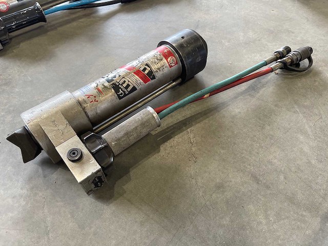 Lukas - ltr 6/570 - jaws of life hydraulische telescopische reddingscilinder/ stemel - afbeelding 2 van  5