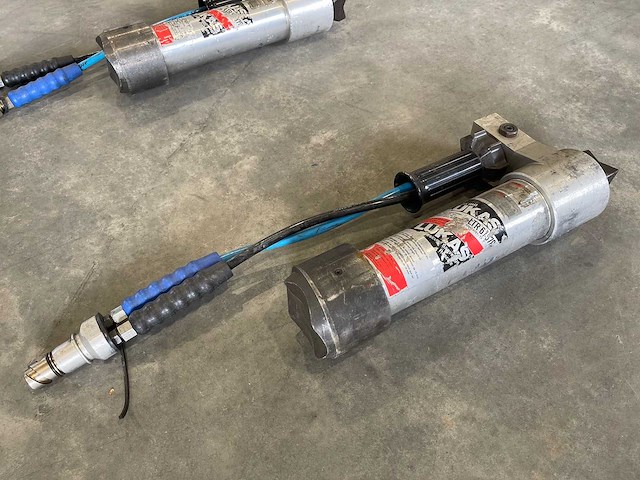 Lukas - ltr 6/570 - jaws of life hydraulische telescopische reddingscilinder/ stemel - afbeelding 1 van  6