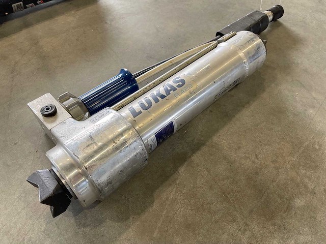 Lukas - r 422 - jaws of life hydraulische telescopische reddingscilinder/ stemel - afbeelding 2 van  5