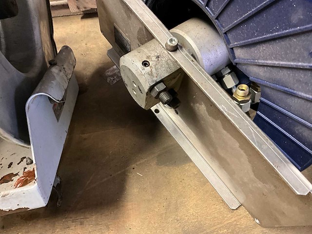 Lukas dubbele hydraulische slanghaspel (2x) - afbeelding 7 van  9